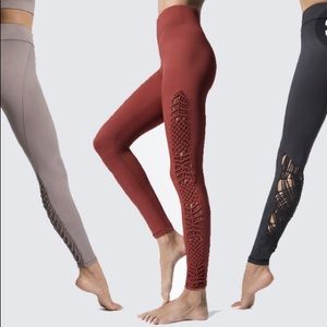 NWT Carbon 38 Sayang full length legging